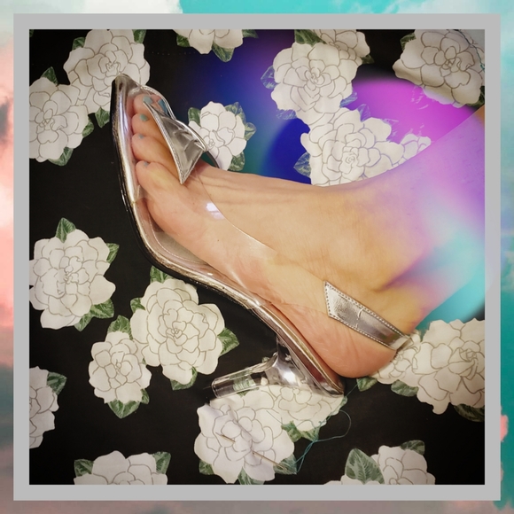 Renica Clear and Silver Bow Sling-back Clear Heel - Picture 4 of 9